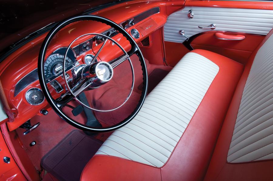  Pontiac Chieftain 870 Station Wagon 1955 года  (фото 4 из 5)